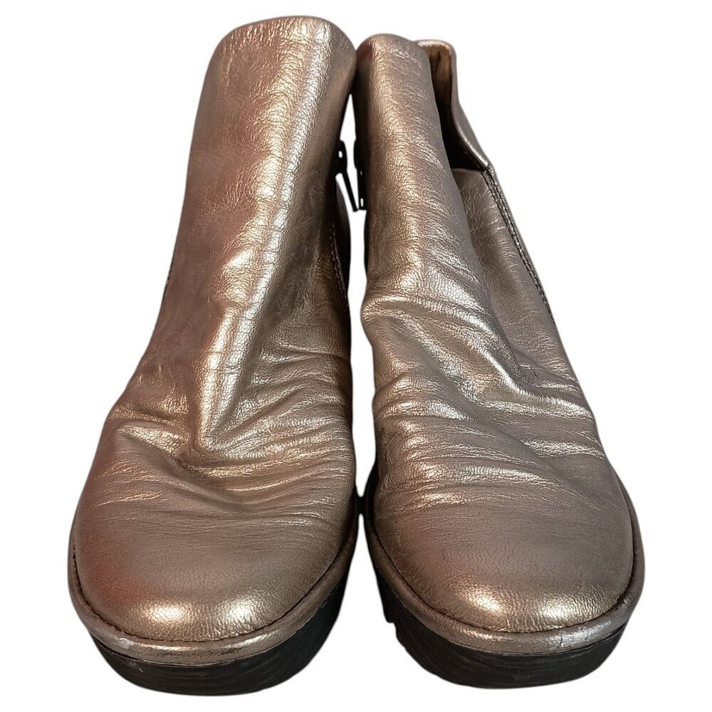 Fly London Boots Womens 8 - 8.5/39 Gold Metallic Leather Wedge Ankle Booties Zip - Picture 4 of 13